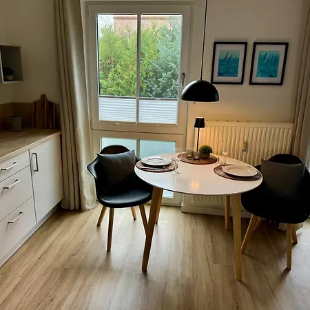 Strandstrasse 28